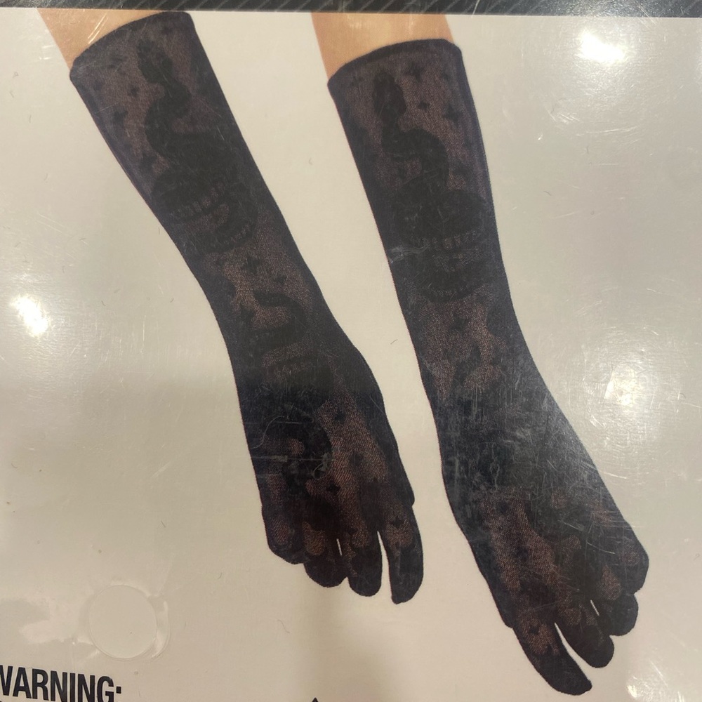 gothic gloves - Picture 4 of 11
